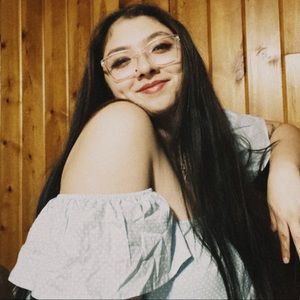 Meet your Posher, Tabitha